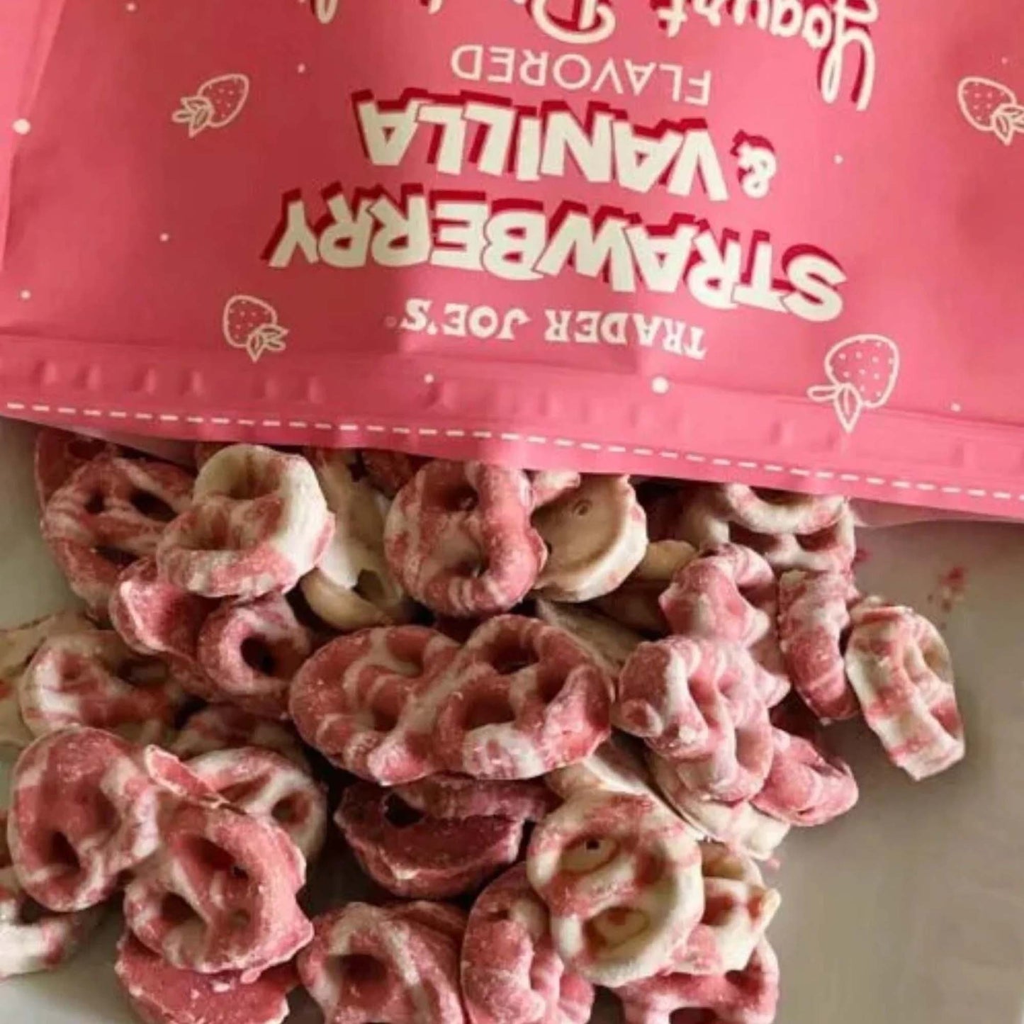 Strawberry Vanilla Yogurt Pretzels